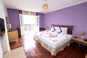 Minibar, in-room safe, desk, blackout curtains