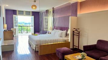 Premium Deluxe Room