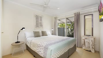 Family House, 4 Bedrooms, River View | 4 bedrooms, iron/ironing board, free WiFi, bed sheets