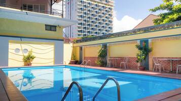 Indoor pool, outdoor pool
