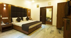 Minibar, két bảo mật tại phòng, phòng cách âm