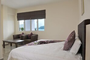 Deluxe Studio | Free WiFi, bed sheets - Geopark Hotel, Kuah Langkawi (Langkawi)