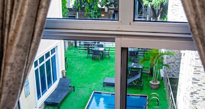 Fritz Apartments and Suites