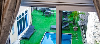 Fritz Apartments and Suites