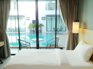 Twin Room, Pool Access | In-room safe, blackout drapes, iron/ironing board, rollaway beds