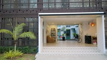 内部エントランス