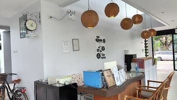 前台
