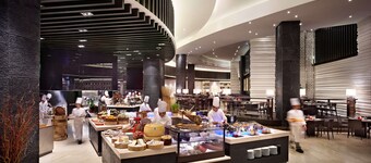 Hyatt Regency Manila, City of Dreams