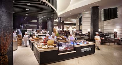 Hyatt Regency Manila, City of Dreams