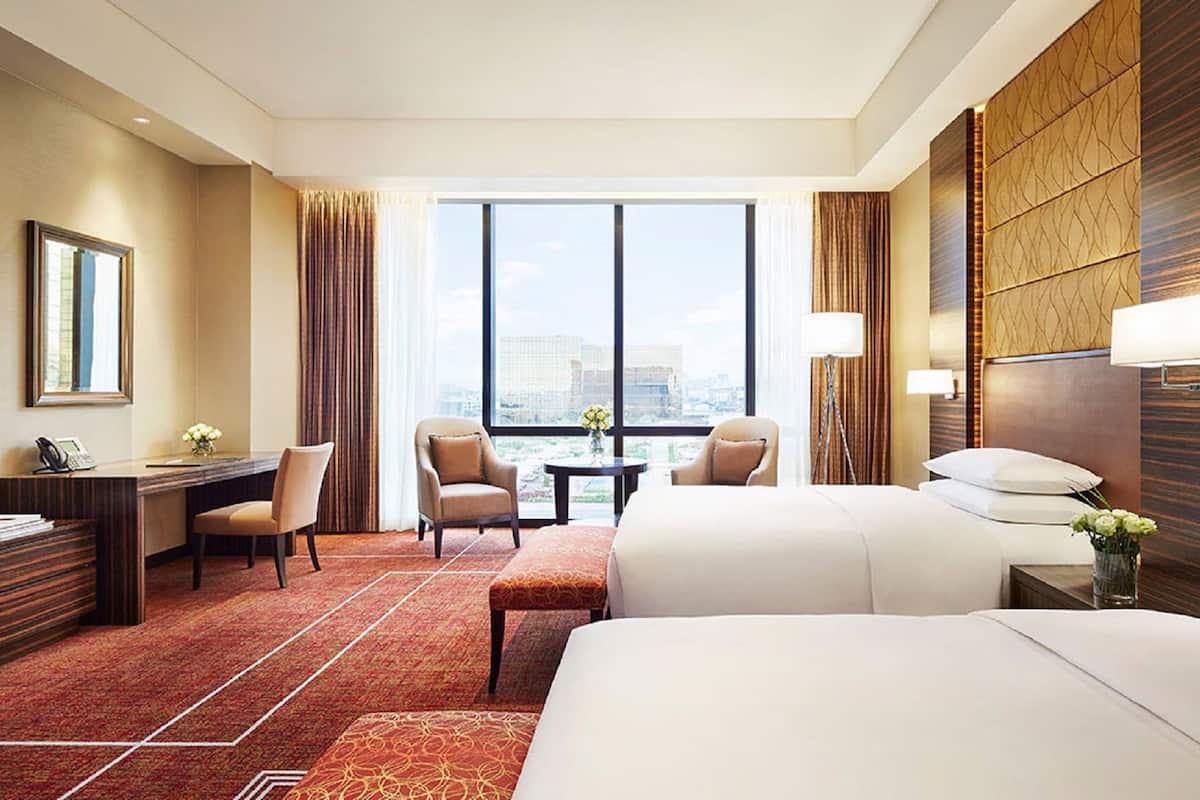 Minibar (free items), in-room safe, desk, laptop workspace