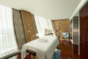 Body treatments, hydrotherapy, body wraps, body scrubs, facials