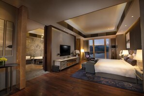 Premium bedding, minibar, in-room safe, desk - Sunrise Kempinski Hotel (Huairou)