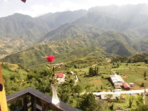 Terrace/patio - Sapa Eden Mountain View Hotel (Sa Pa)
