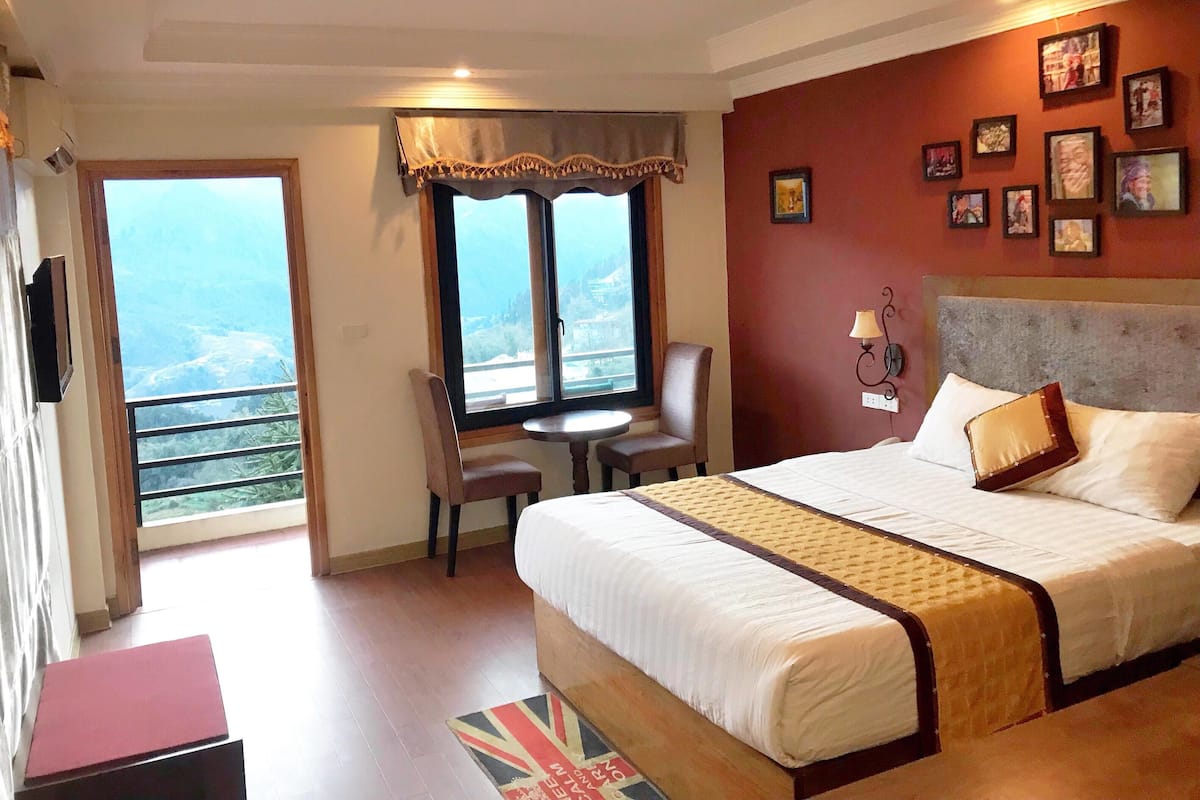 Balcony Suite Double Mountain View | Minibar og lydisolert