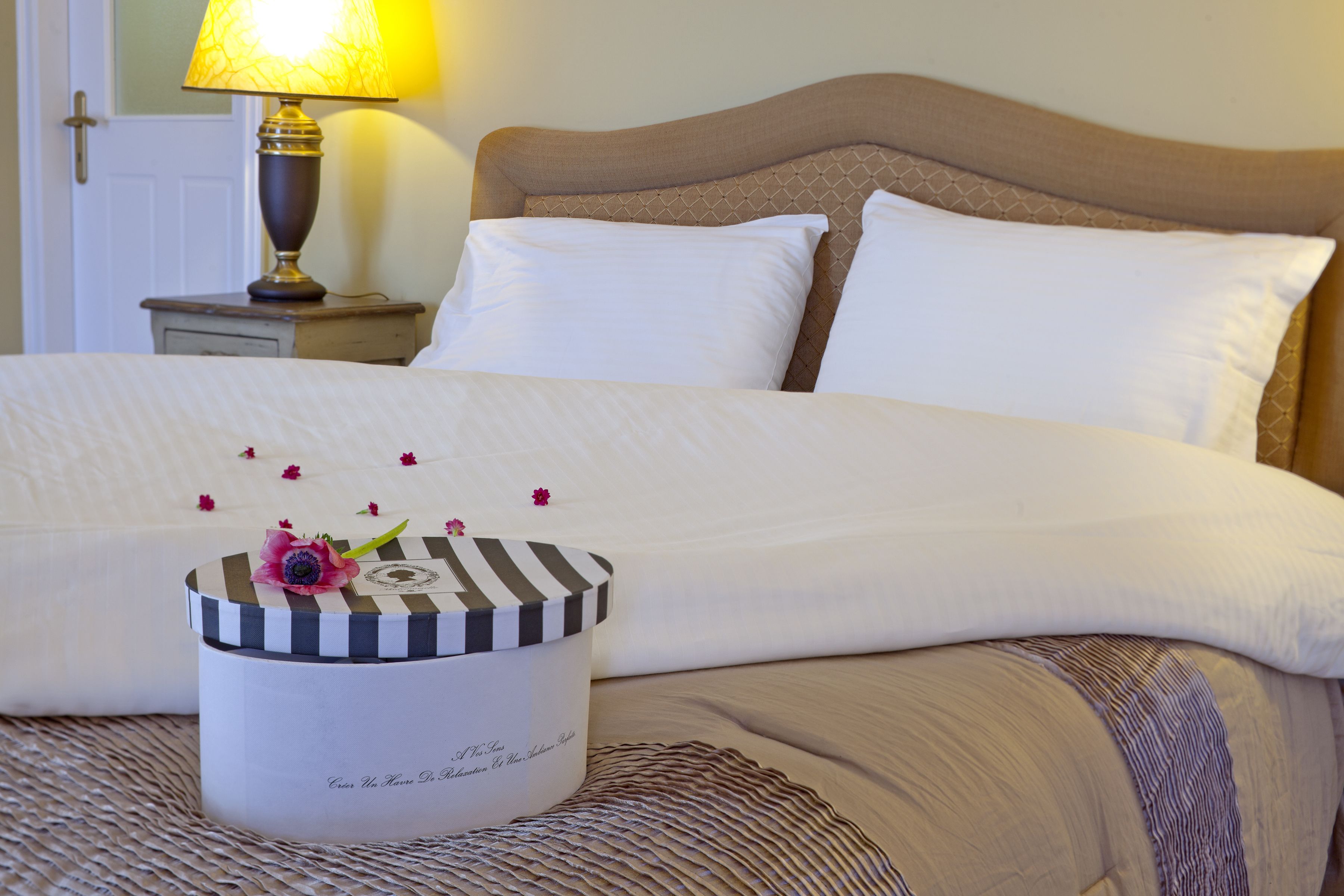 superior double room, 1 double bed | minibar, in-room safe, desk, laptop workspace