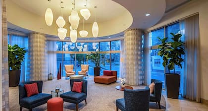 Hilton Garden Inn Alexandria Old Town National Harbor