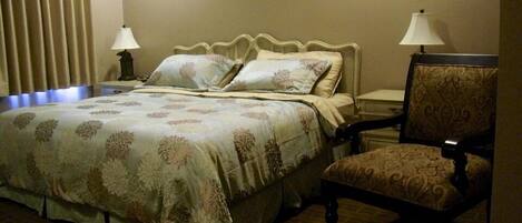 Chambre Standard, 1 grand lit | AccĂšs au Wi-Fi (inclus), literie fournie