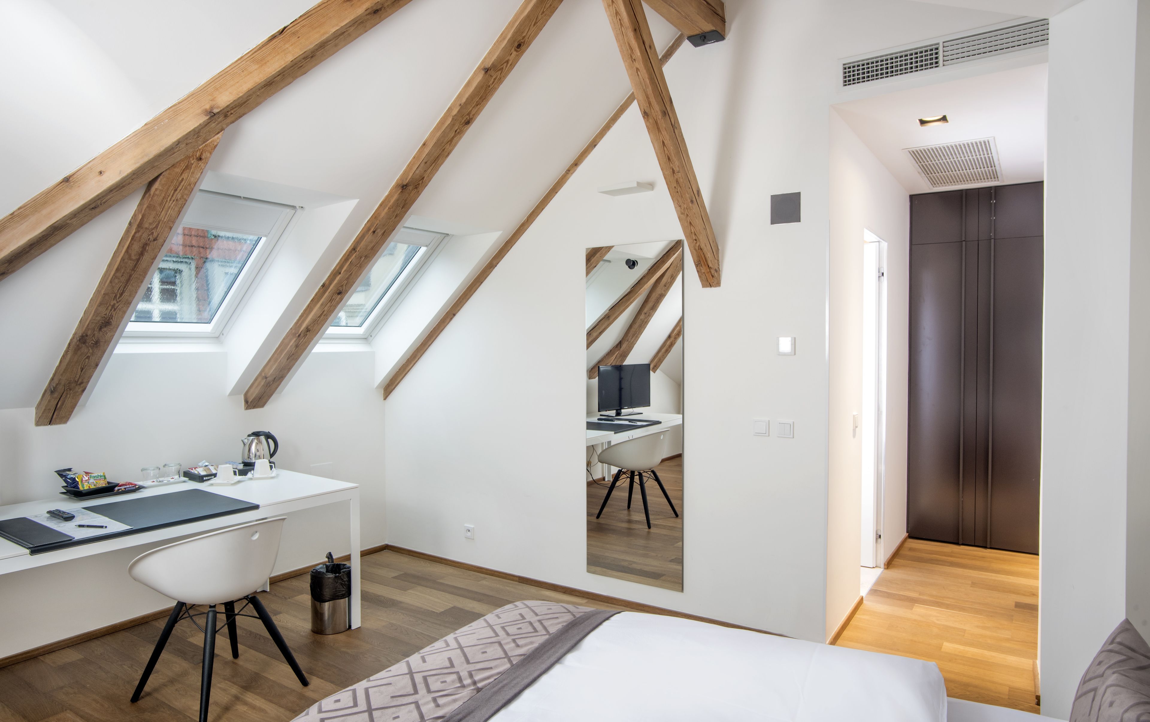 Photo - Hotel Golden Crown