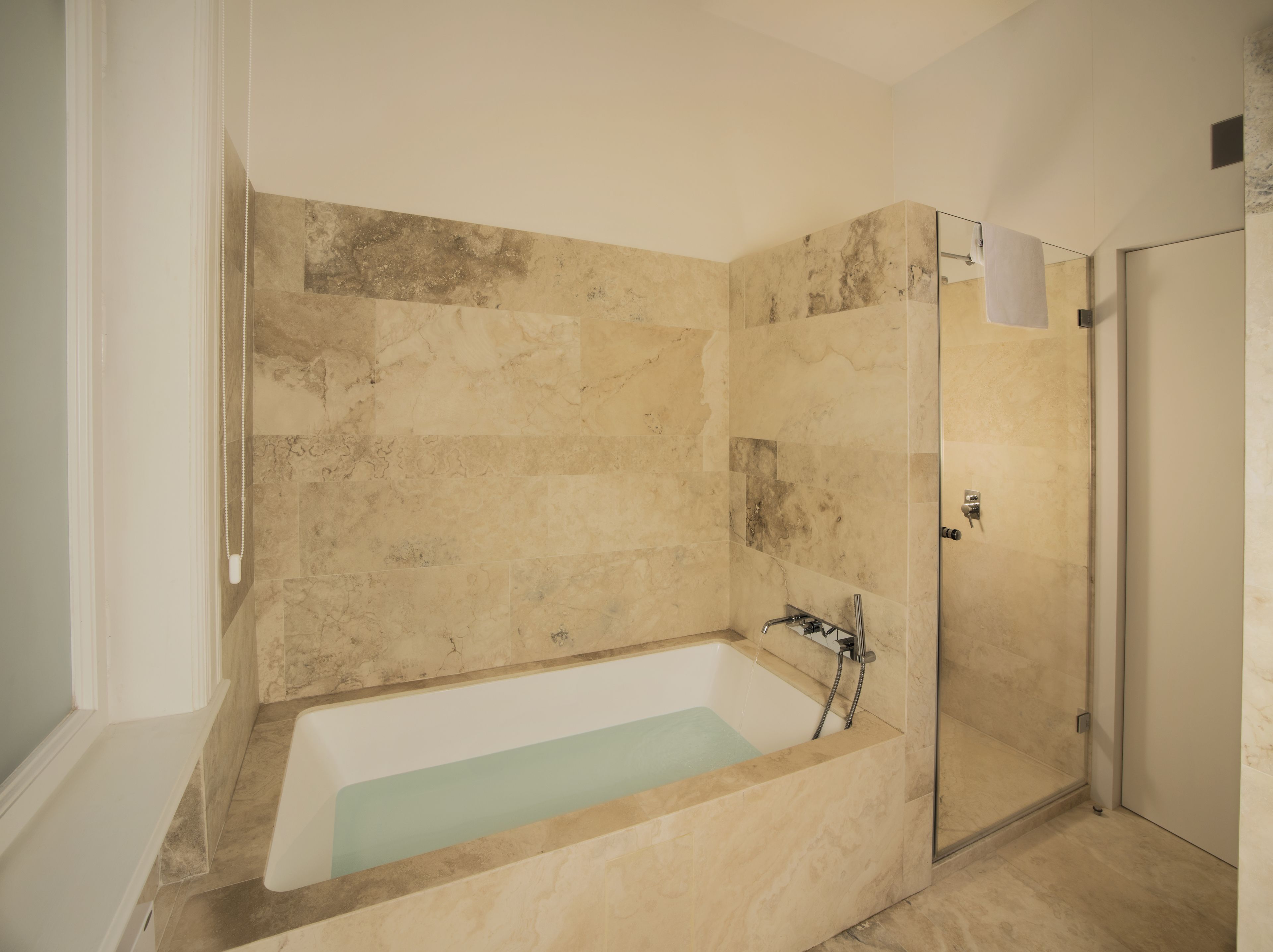 Photo - Hotel Golden Crown