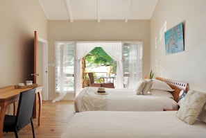 Oceanfront 2 Bedroom Villa | Premium bedding, pillowtop beds, minibar, in-room safe