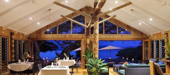 Sau Bay Resort & Spa