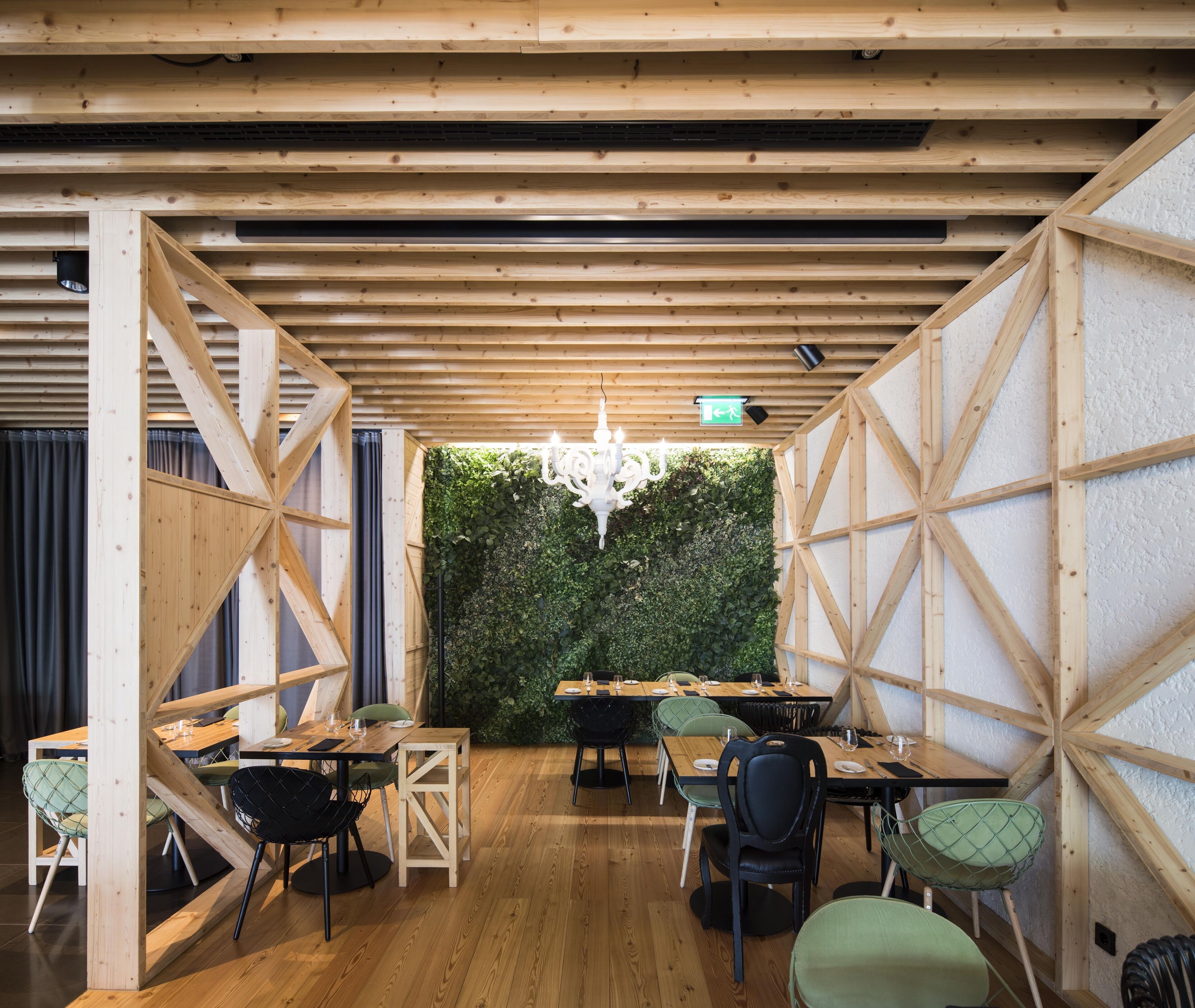 lunch and dinner served, portuguese cuisine