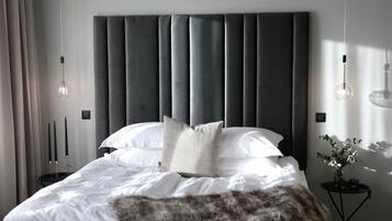 Deluxe Double Room with Spa Access | Wifi gratis y ropa de cama