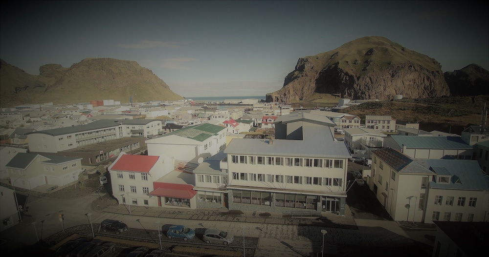Hotel Vestmannaeyjar by null