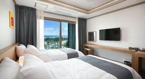 Habitación estándar con 2 camas individuales | Ropa de cama de alta calidad y decoración personalizada 