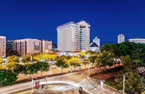 Front of property - evening/night - DONGCHEN HOTEL (Xiamen)