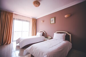 Appartement 4 Adultes | Caja fuerte, escritorio, sistema de insonorización