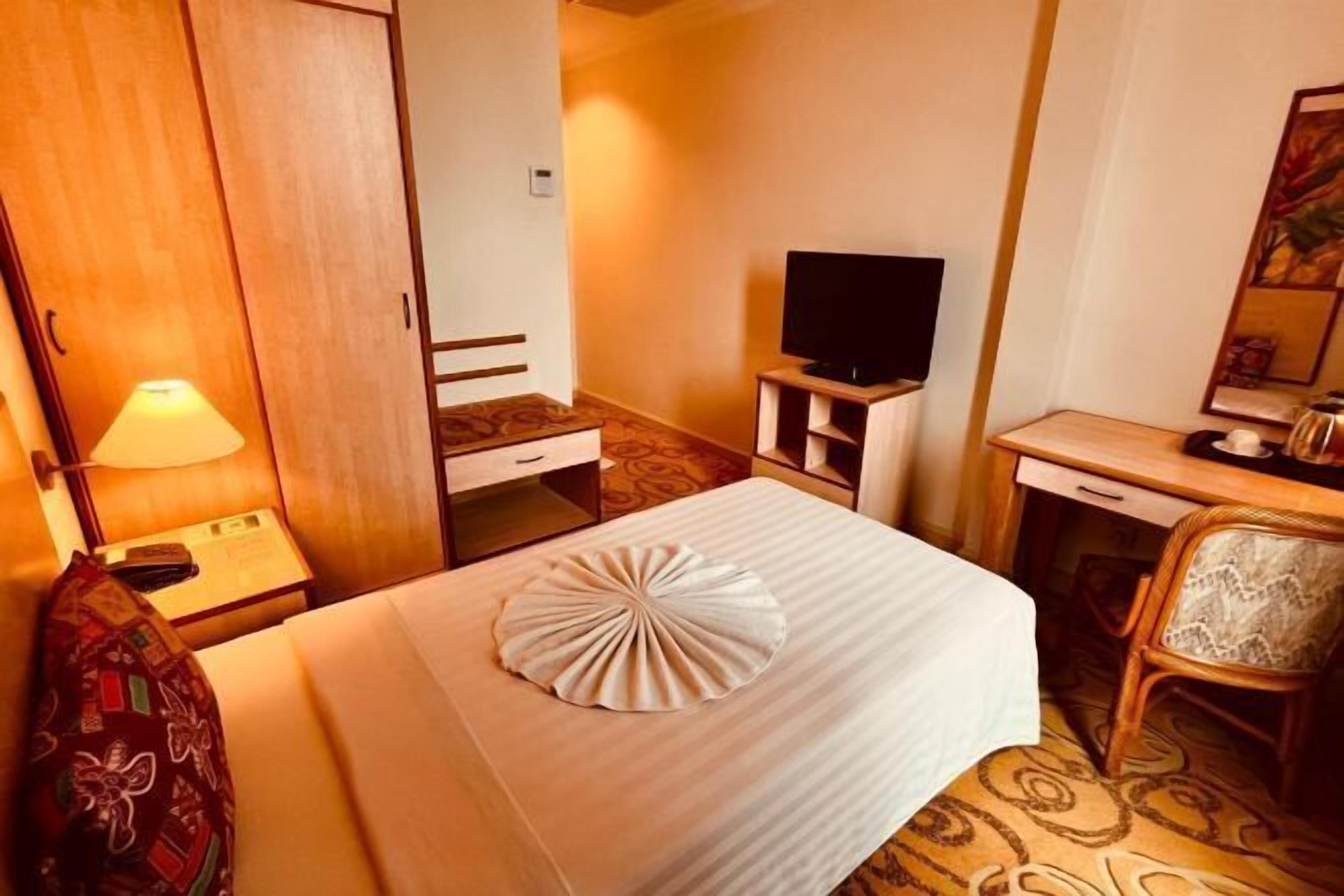 Työpöytä, silitysrauta/-lauta, ilmainen Wi-Fi