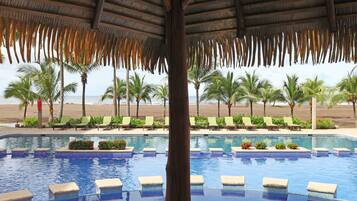 Outdoor pool, sun loungers