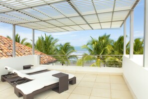House, 6 Bedrooms (Casa del Mar) | Balcony