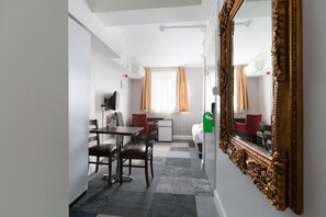 이코노미 스튜디오, 전용 욕실 (2 Adults) | 숙박 시설의 전망