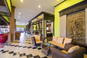 Interior - Phuphaya Resort Pattaya (Pattaya)