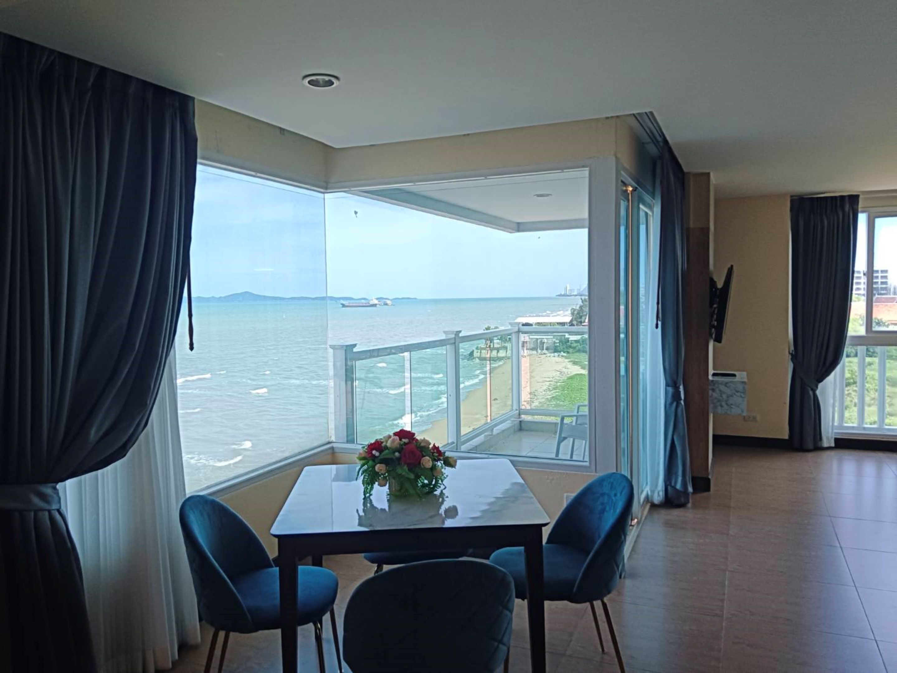 exclusive double or twin room | living area | 32-inch smart tv with cable channels, tv, table football