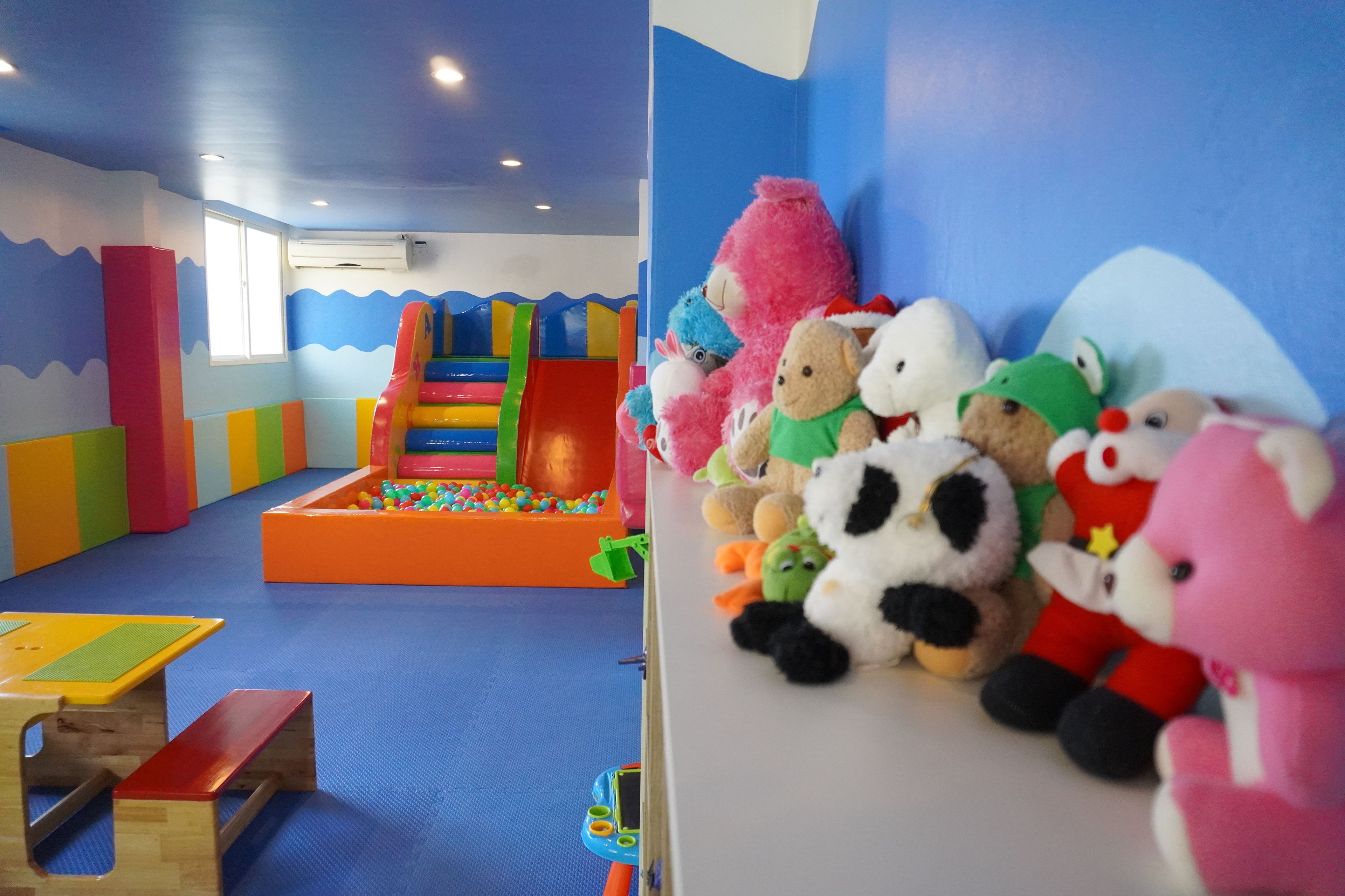 children’s play area – indoor
