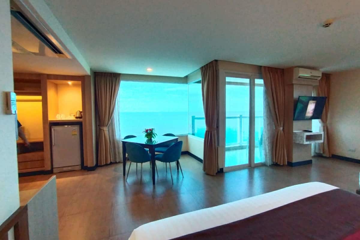 exclusive double or twin room | 1 bedroom, egyptian cotton sheets, premium bedding, down duvets