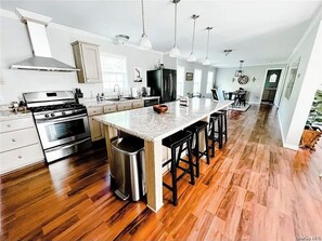 House, 3 Bedrooms, Mountain View | Private kitchen | Coffee/tea maker