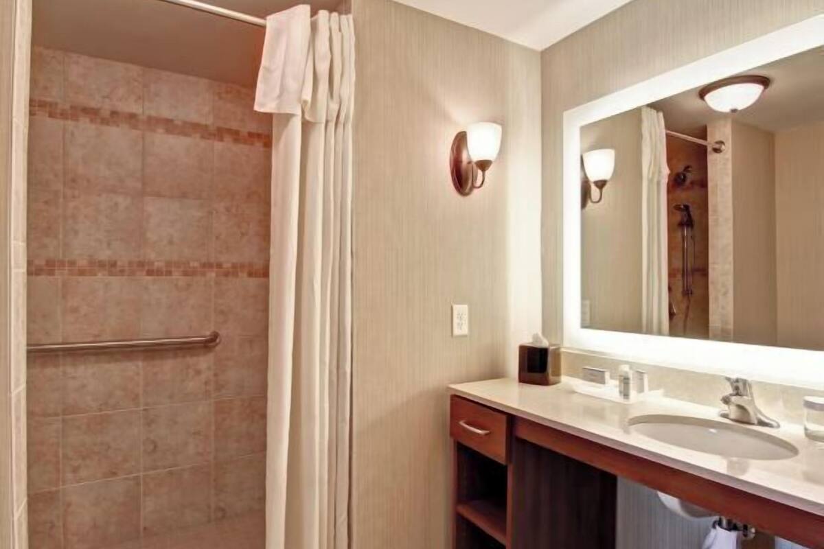 Free toiletries, hair dryer, towels