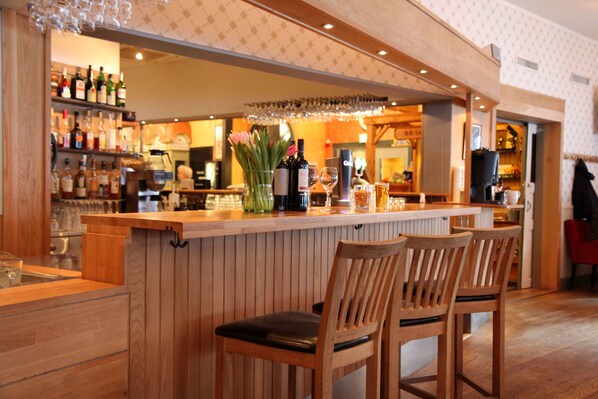 Bar (in der Unterkunft)