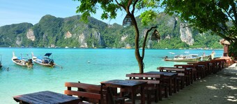 Phi Phi Rimlay Cottage