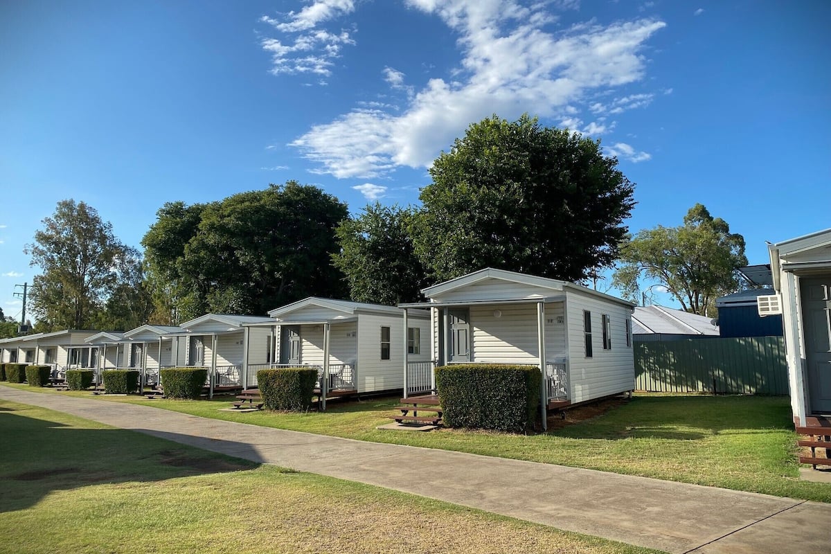 Corporate Villa with Kitchenette | Balcony