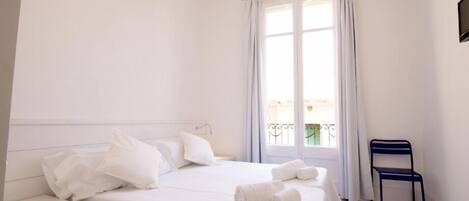 Couette en duvet d'oie, coffres-forts dans les chambres, Wi-Fi gratuit