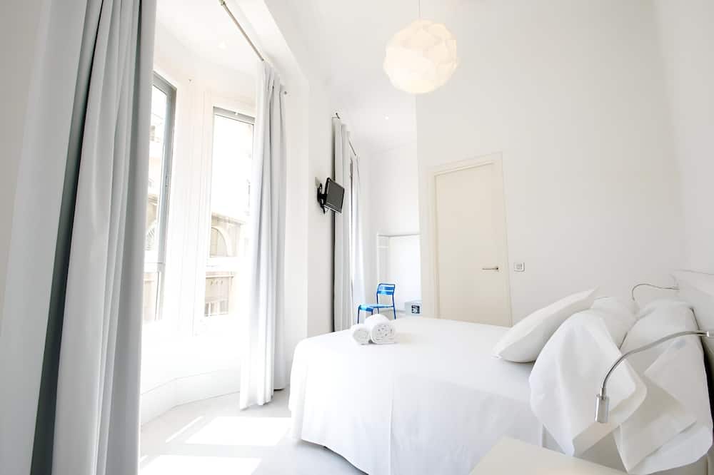 Hostal Express by gaiarooms