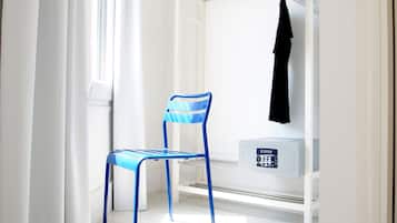 Coffres-forts dans les chambres, Wi-Fi gratuit, draps fournis