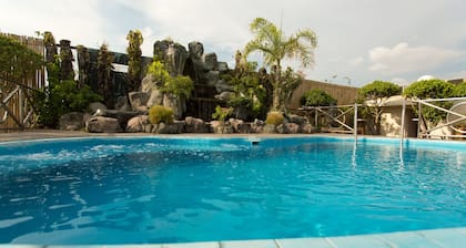 Hotel Benilde Maison De La Salle