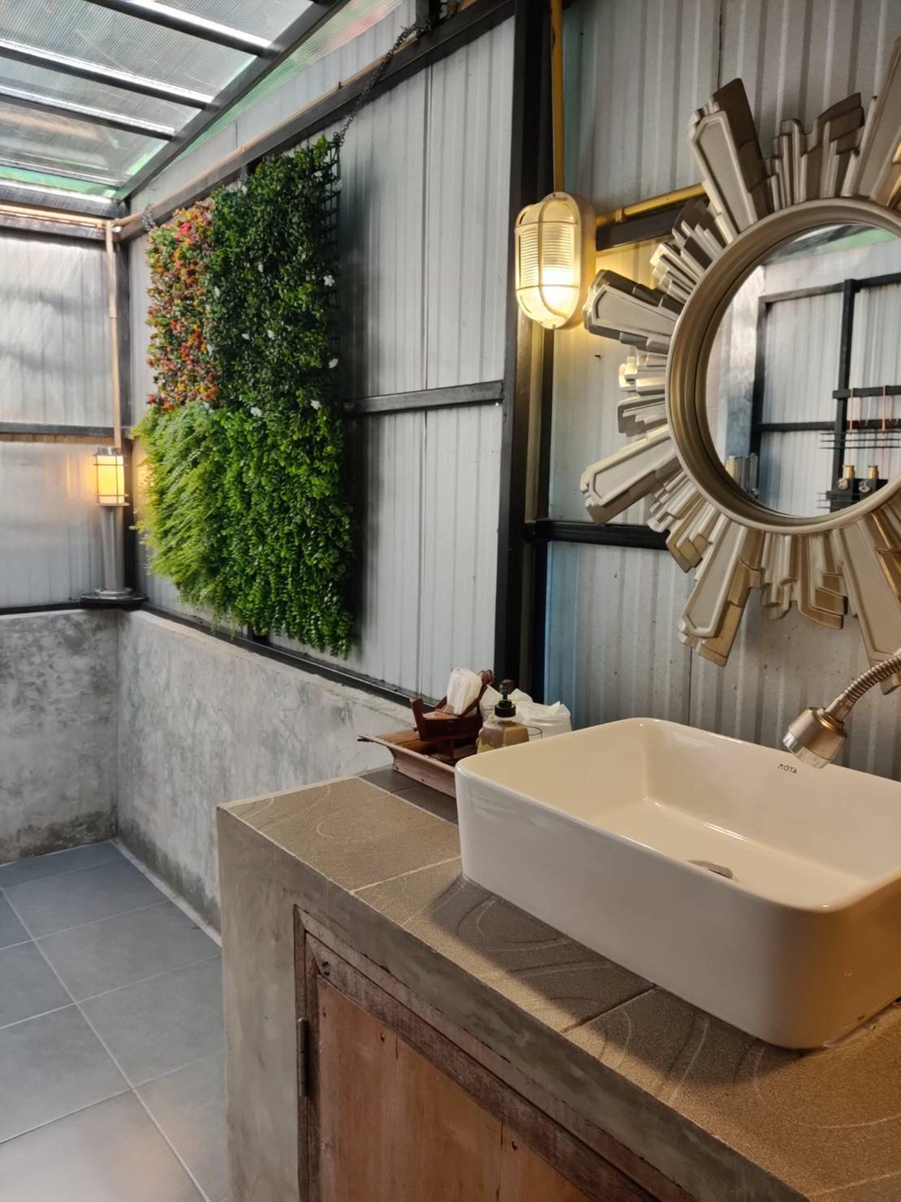 standard room, 1 bedroom | bathroom | shower, free toiletries, hair dryer, towels