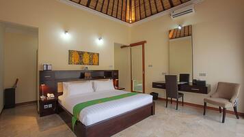 Premium bedding, minibar, in-room safe, free WiFi